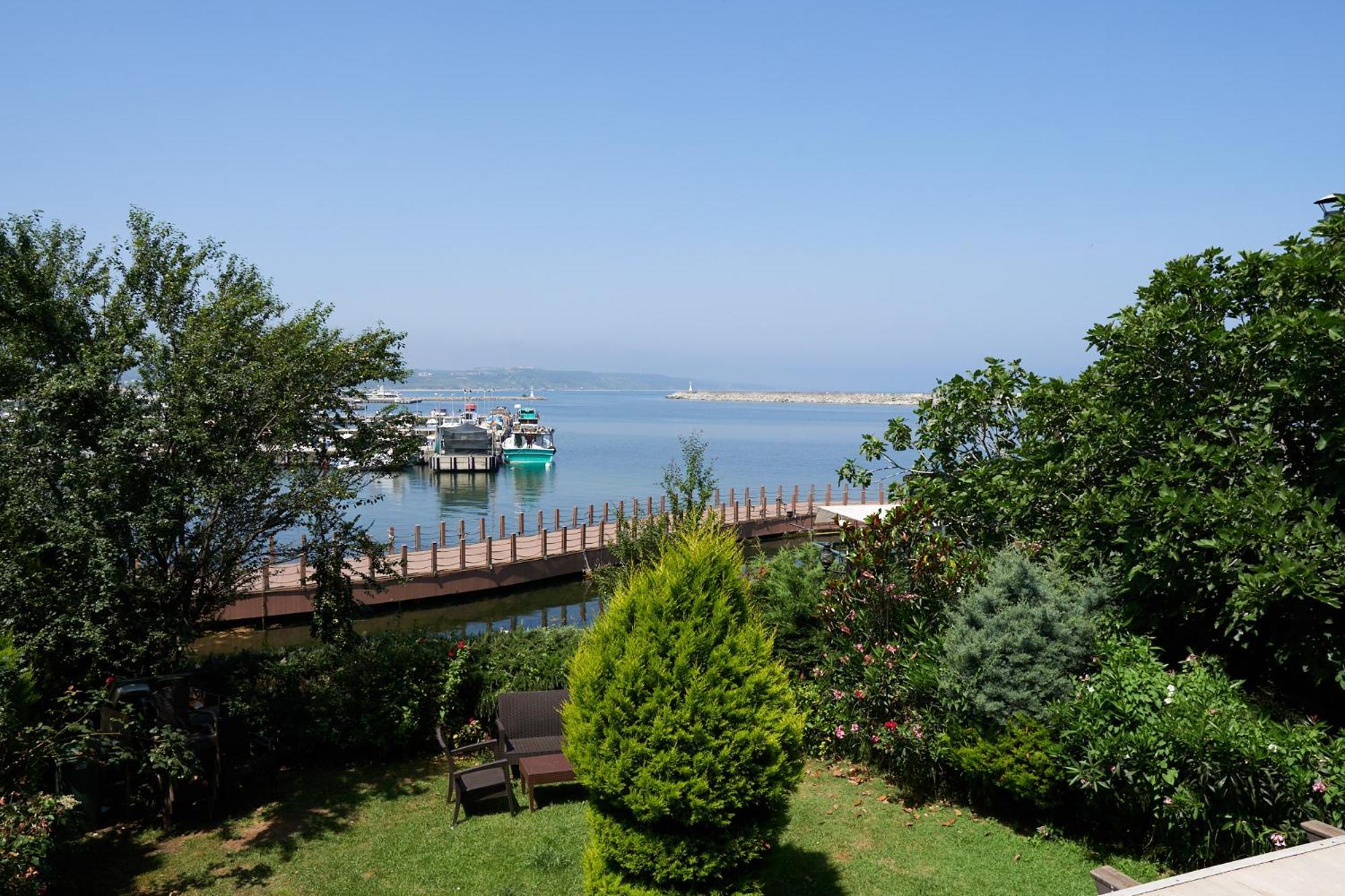 Phellos Suites Boutique Hotel Şile Bagian luar foto