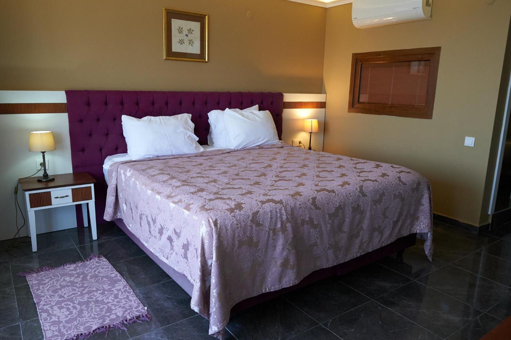 Phellos Suites Boutique Hotel Şile Bagian luar foto