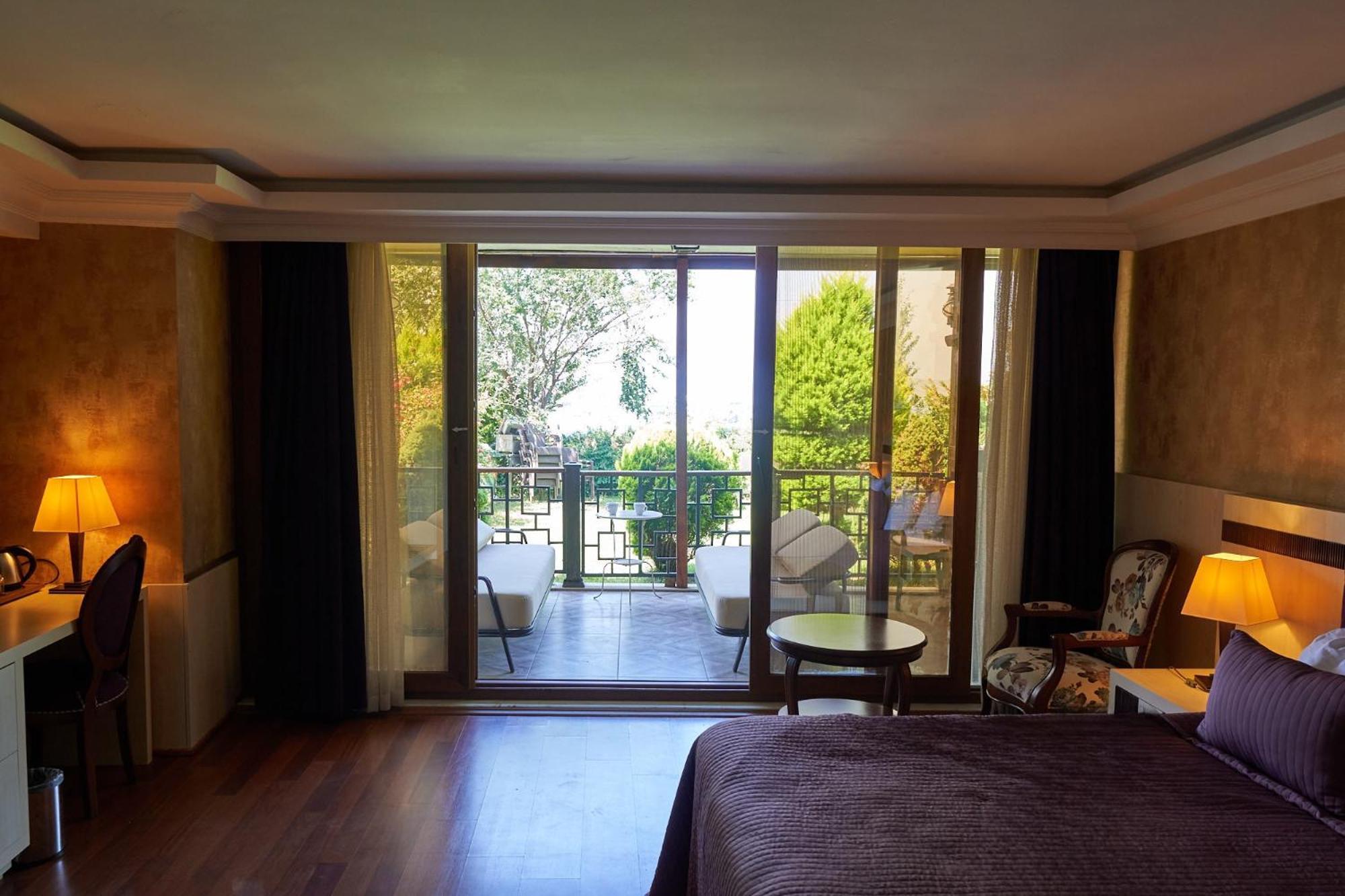 Phellos Suites Boutique Hotel Şile Bagian luar foto