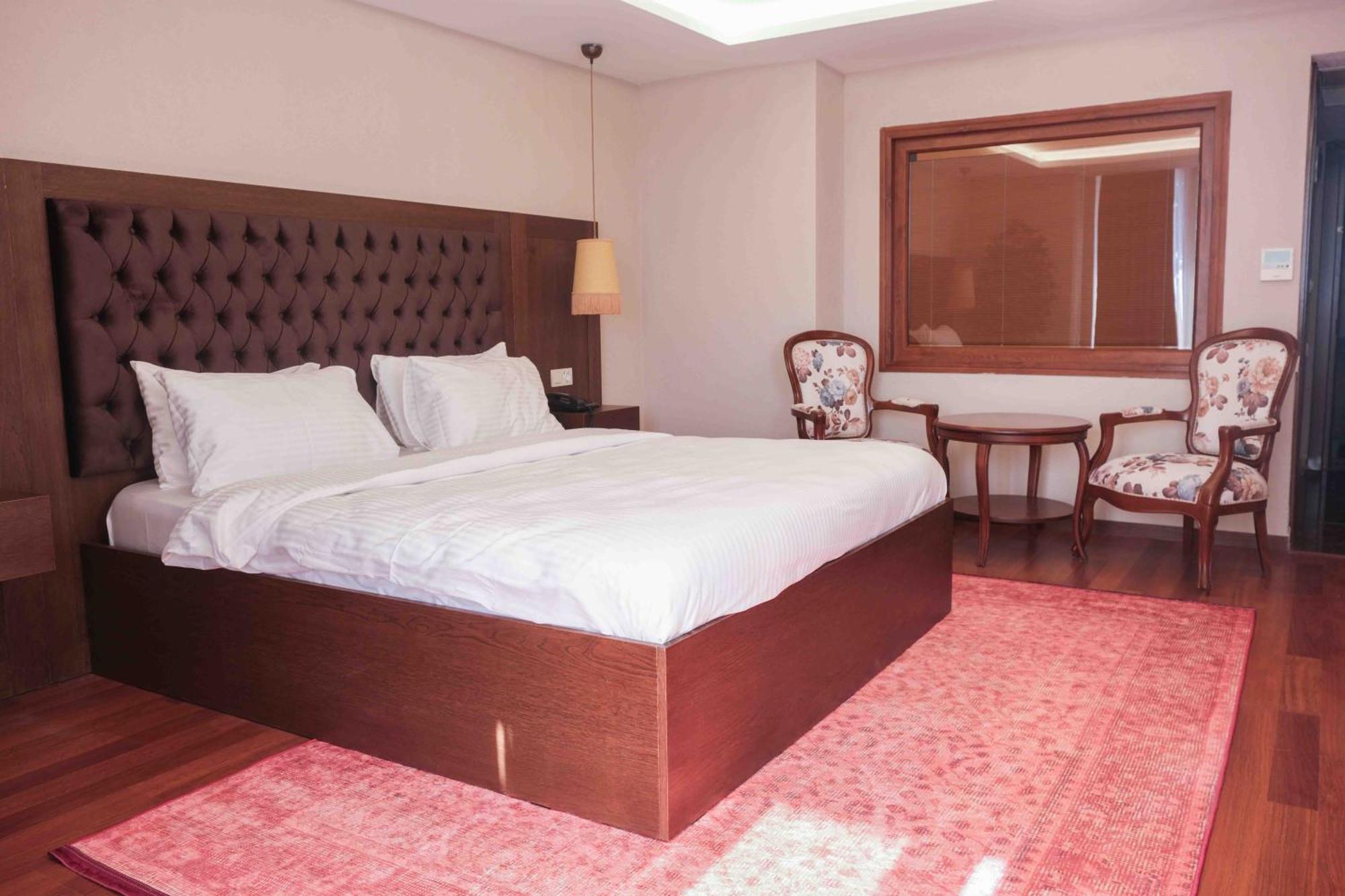 Phellos Suites Boutique Hotel Şile Bagian luar foto