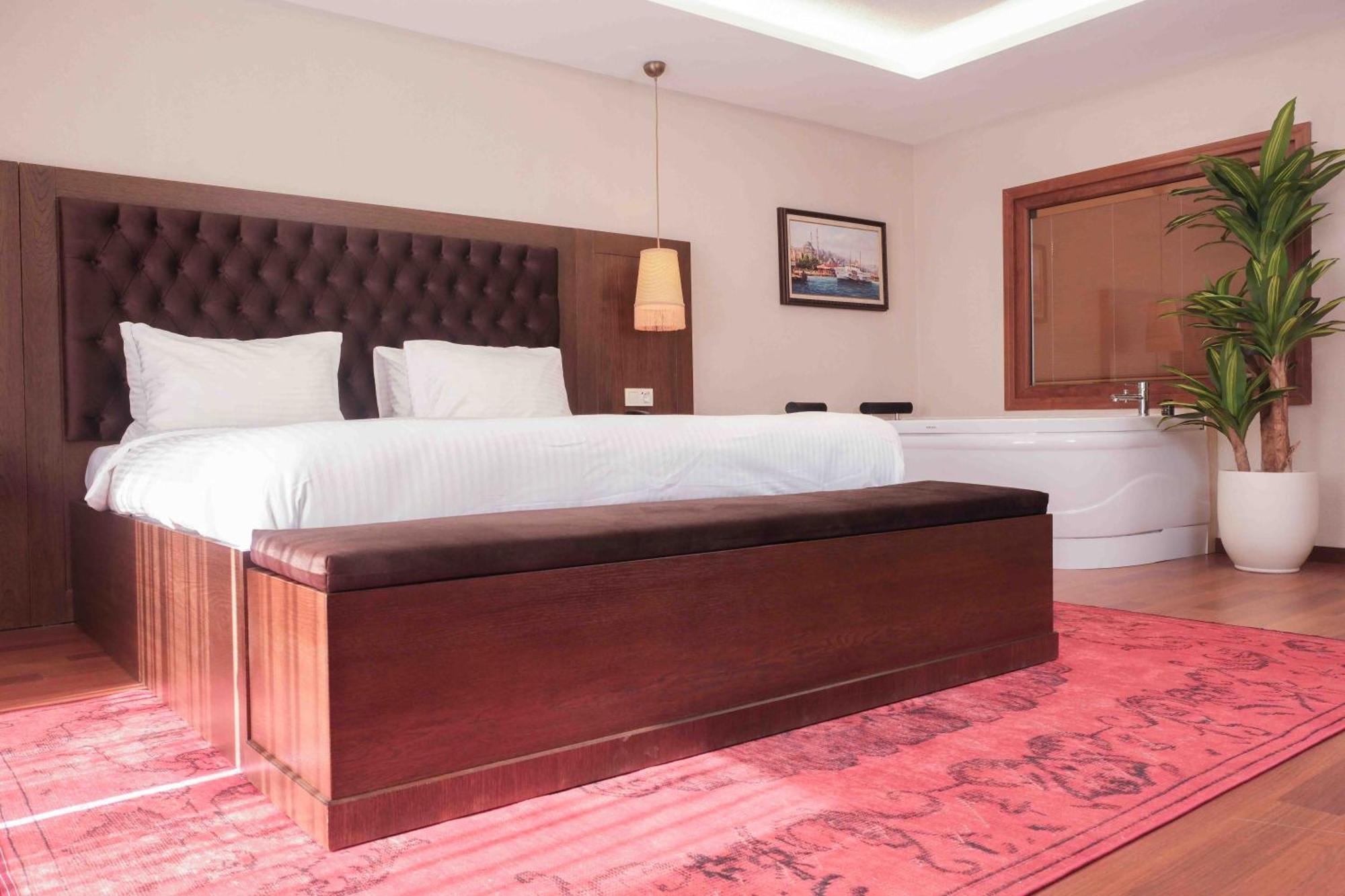 Phellos Suites Boutique Hotel Şile Bagian luar foto